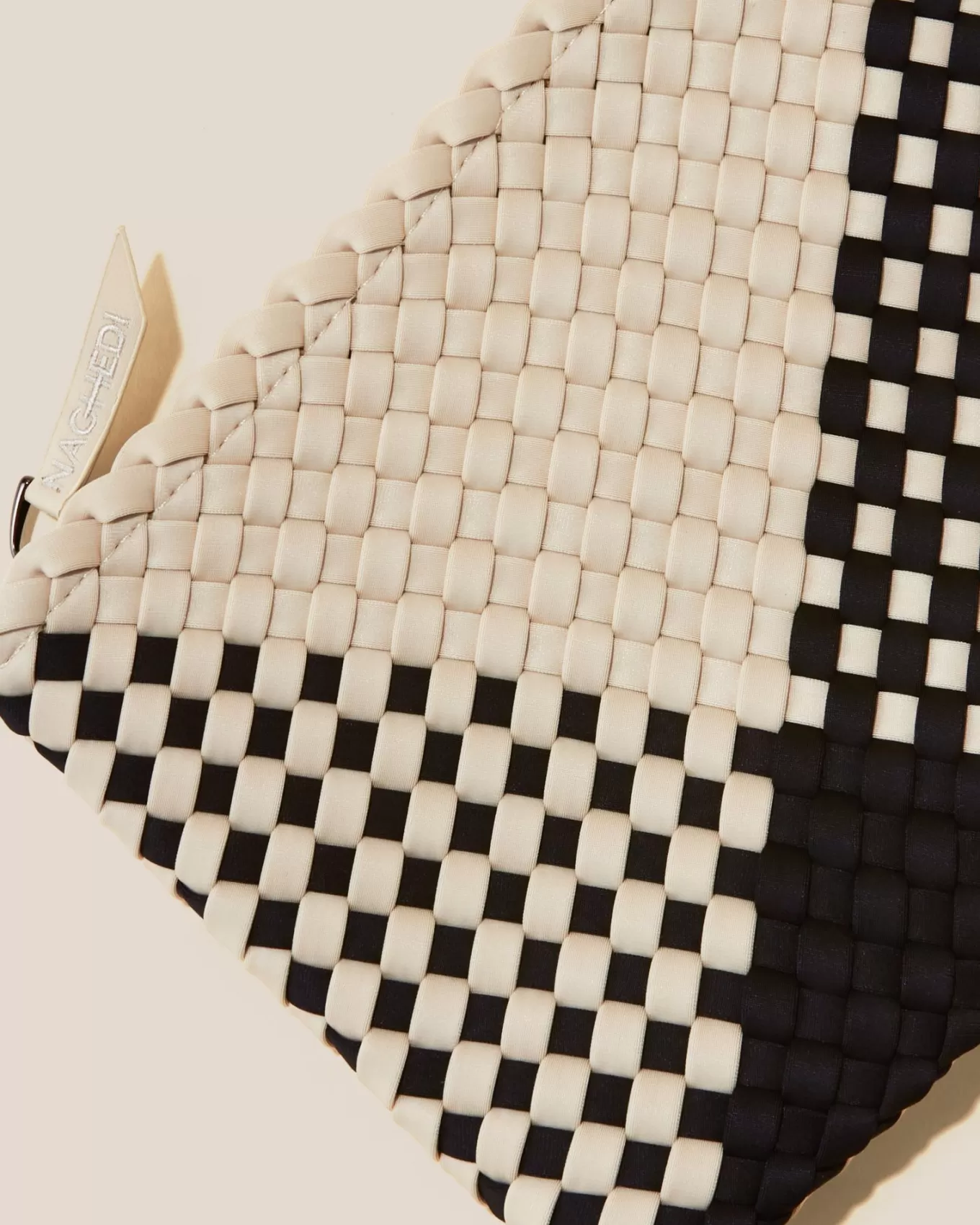 st_barths_medium_tote_grafisk_geo_2-3.webp NAGHEDI St. Barths Medium Tote Grafisk Geo^ Totes