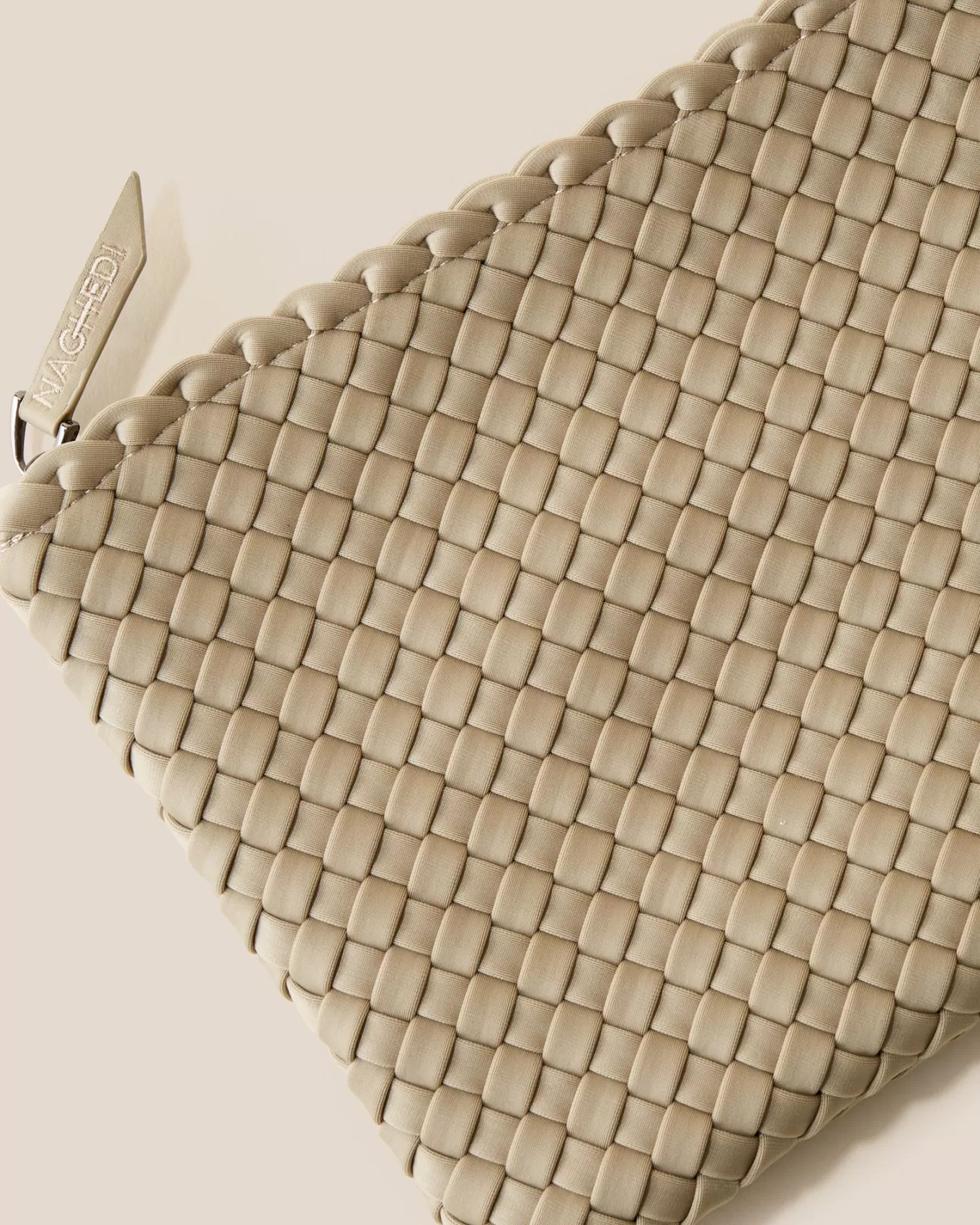 st_barths_medium_tote_grafisk_ombre_2-1.webp NAGHEDI St. Barths Medium Tote Grafisk Ombre^ Totes