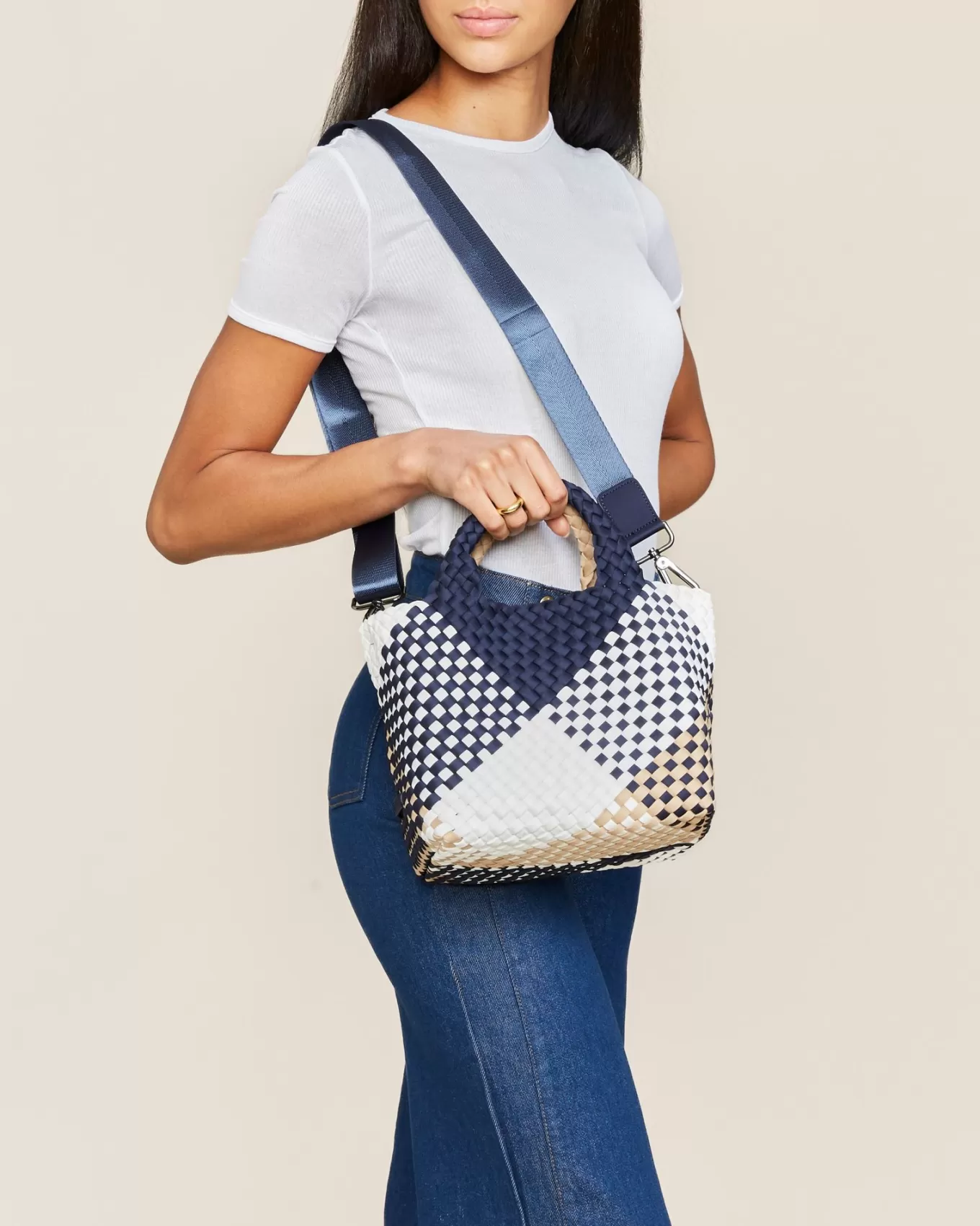 st_barths_small_tote_grafisk_geo_3-2.webp NAGHEDI St. Barths Small Tote Grafisk Geo^ Tverrkropper